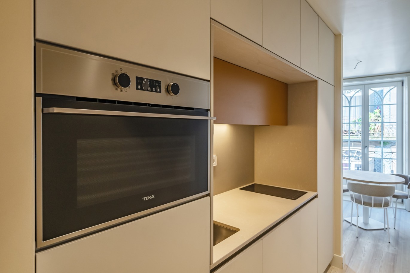 Edificio con 5 viviendas, en venta, en Rua do Almada, Porto, Portugal_239765