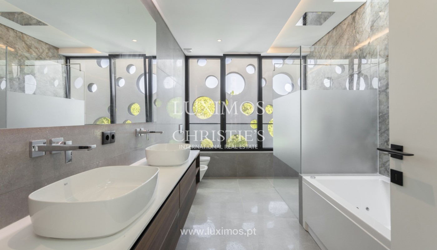 4 Bedroom Villa/Townhouse's Image 15