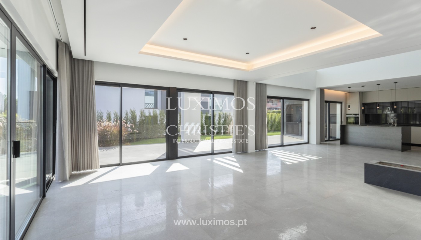 4 Bedroom Villa/Townhouse's Image 26