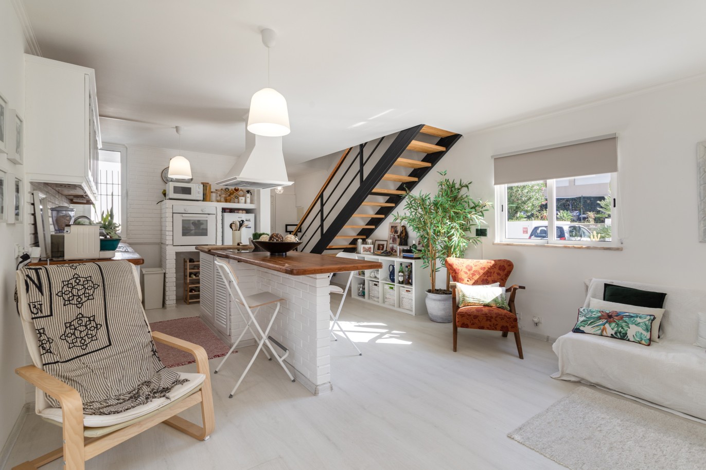 3 bedroom semi-detached villa with pool, for sale in Vilamoura, Algarve_240512