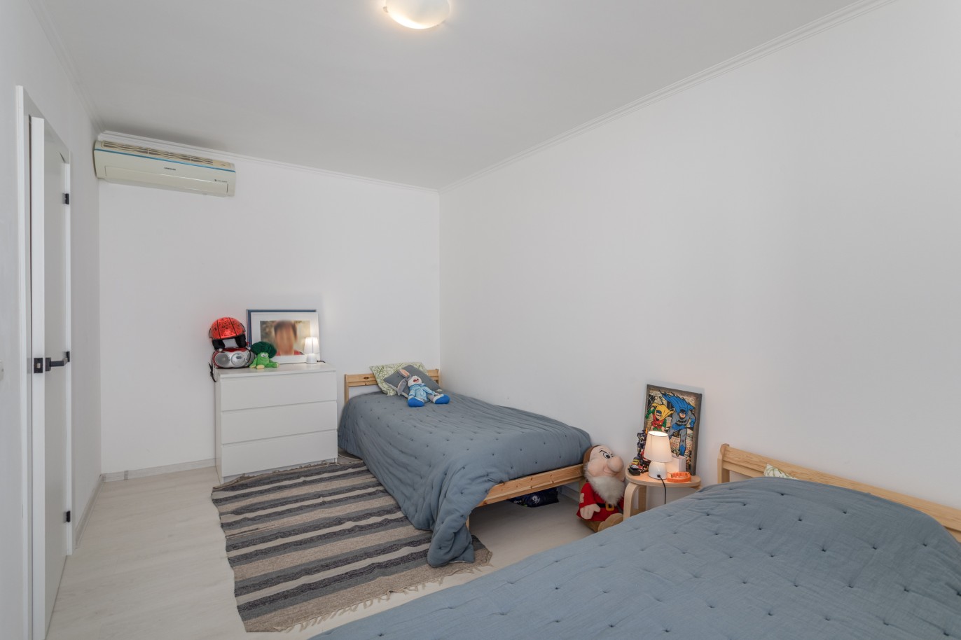 3 Schlafzimmer Doppelhaushälfte mit Pool, zu verkaufen in Vilamoura, Algarve_240529