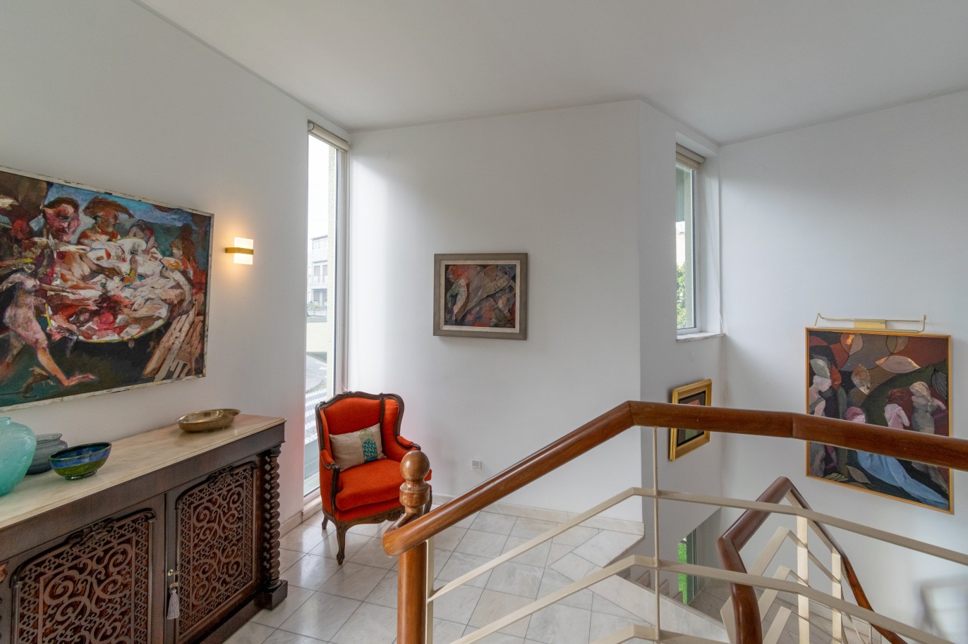 Luxury 4-bedroom villa in Bonfim, for sale, Porto, Portugal_240554