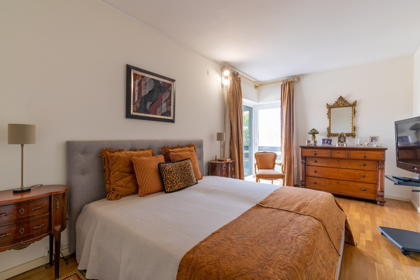 Luxury 4-bedroom villa in Bonfim, for sale, Porto, Portugal_240556