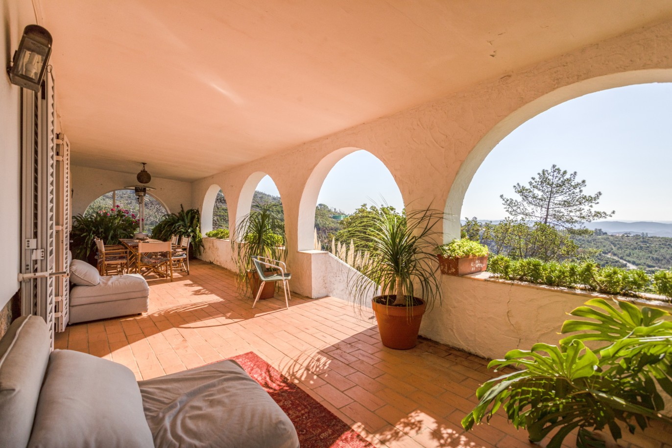 Pittoresque maison de 2 chambres, à vendre, à Caldas de Monchique, Algarve_240671