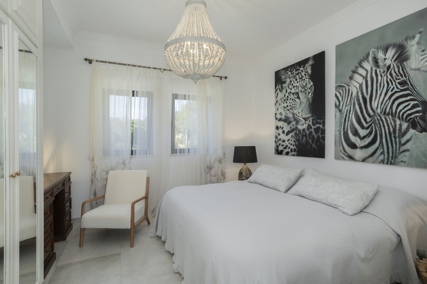 Magnífica propiedad de 6+1 dormitorios con piscina y jardín, en venta en Tavira, Algarve_240833