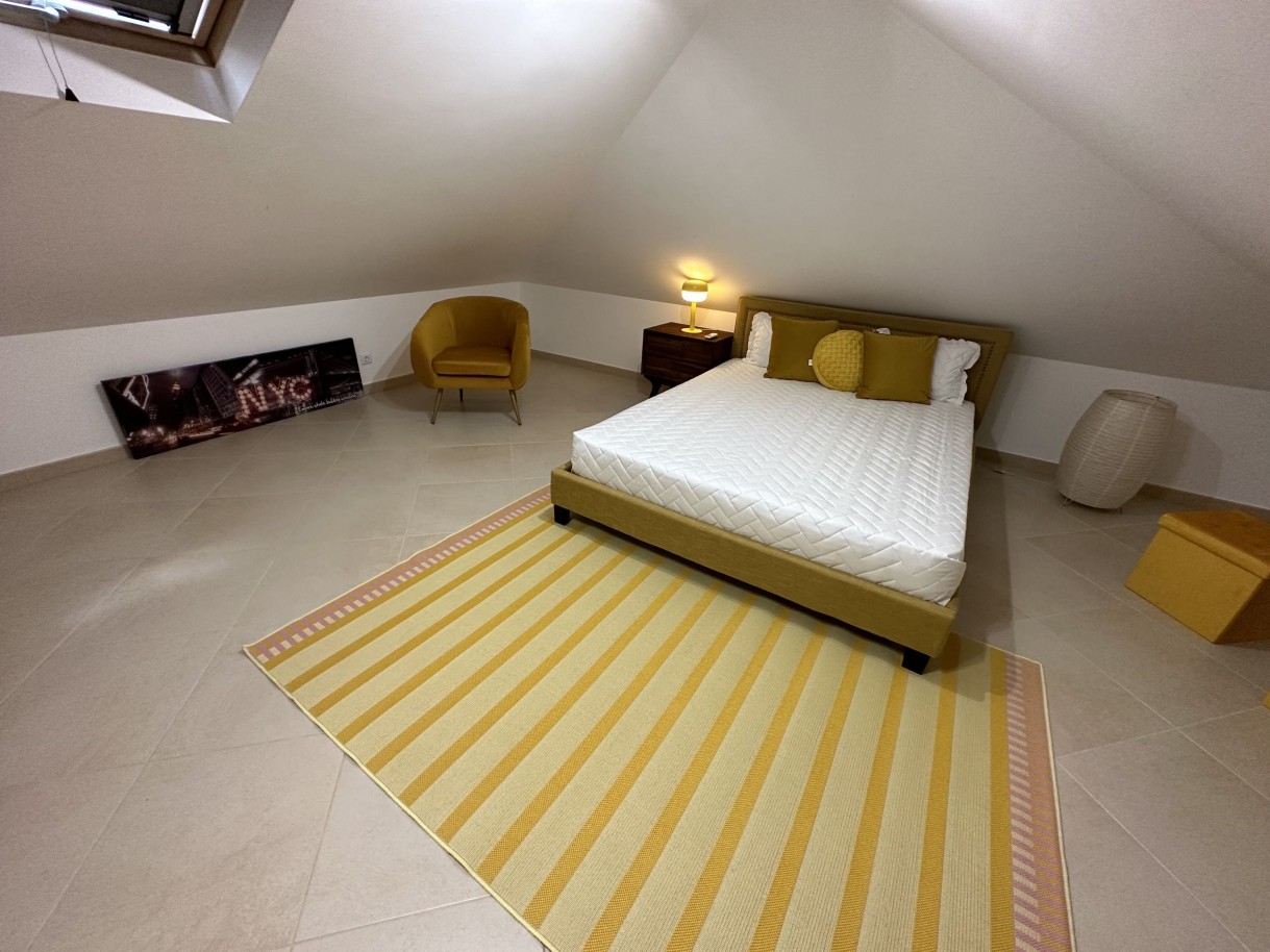 5 schlafzimmer halb freistehende villa mit pool zu verkaufen in Vilamoura, Algarve_242001