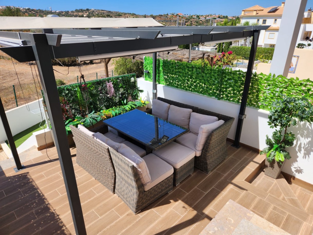 Doppelhaushälfte V2+1, mit Pool, zu verkaufen in Albufeira, Algarve_242189