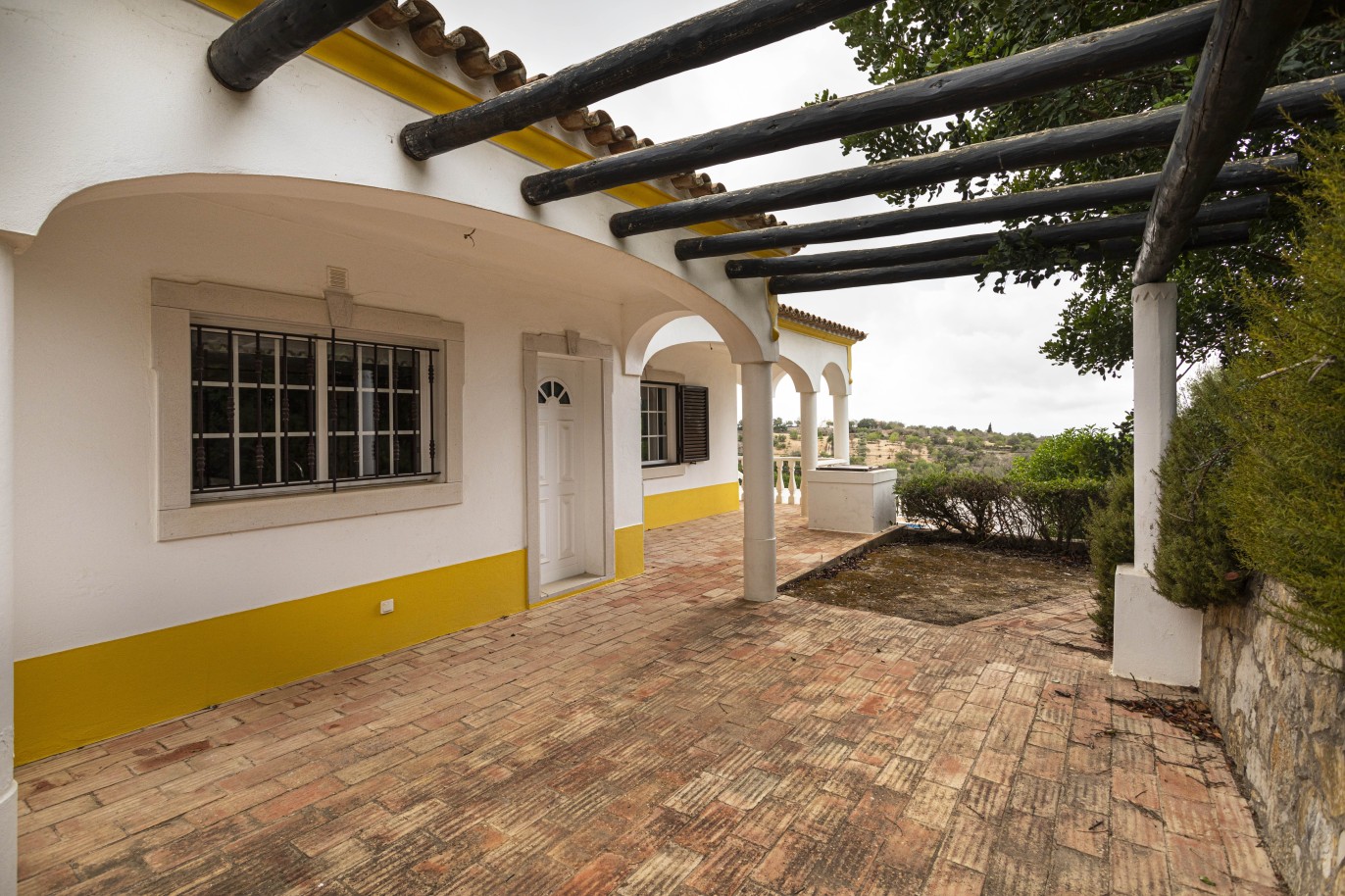 Villa de 4 chambres, avec piscine, à vendre, à Boliqueime, Loulé, Algarve_242651