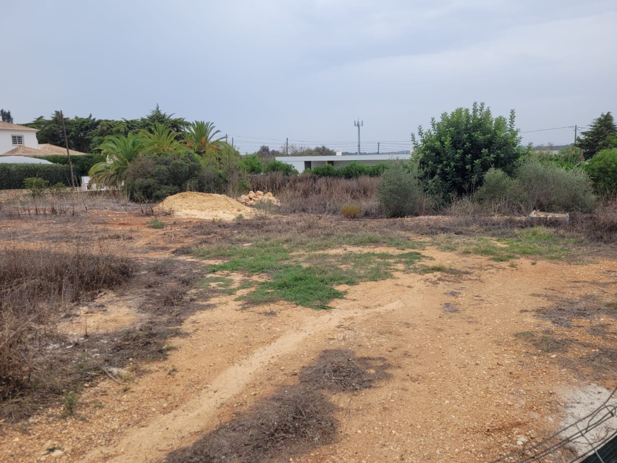 Fantastisches Baugrundstück, schlüsselfertiges Projekt, in Portimão, Algarve_243108