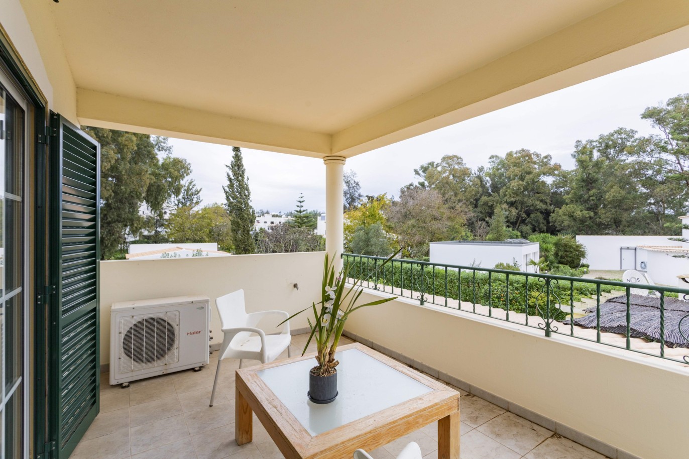 4 Schlafzimmer Villa mit Schwimmbad, zu verkaufen in Penina Golf, Alvor, Algarve_243134