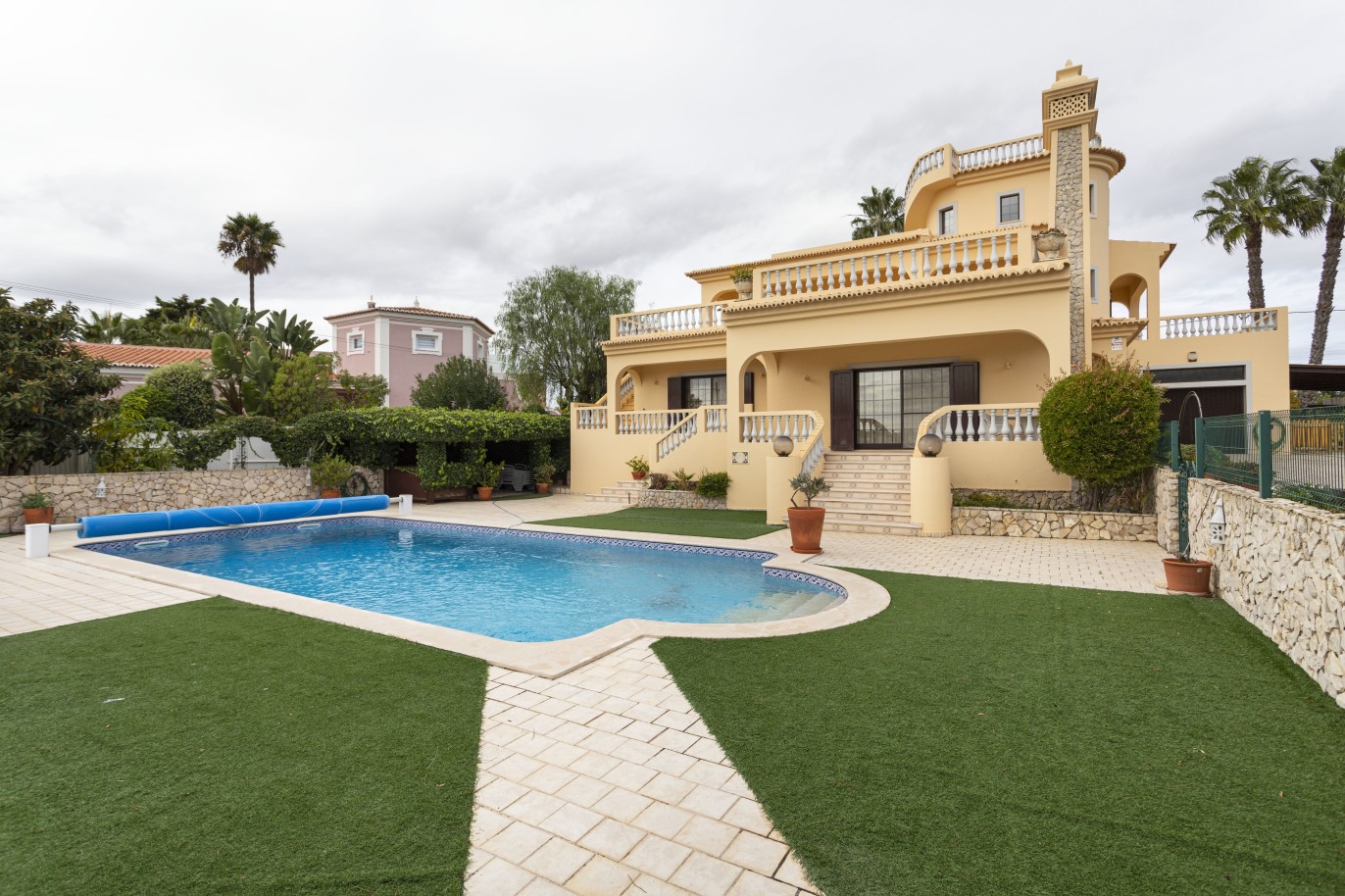 Fantastische villa, 5 schlafzimmer, pool, zu verkaufen, in Carvoeiro, Algarve_243233