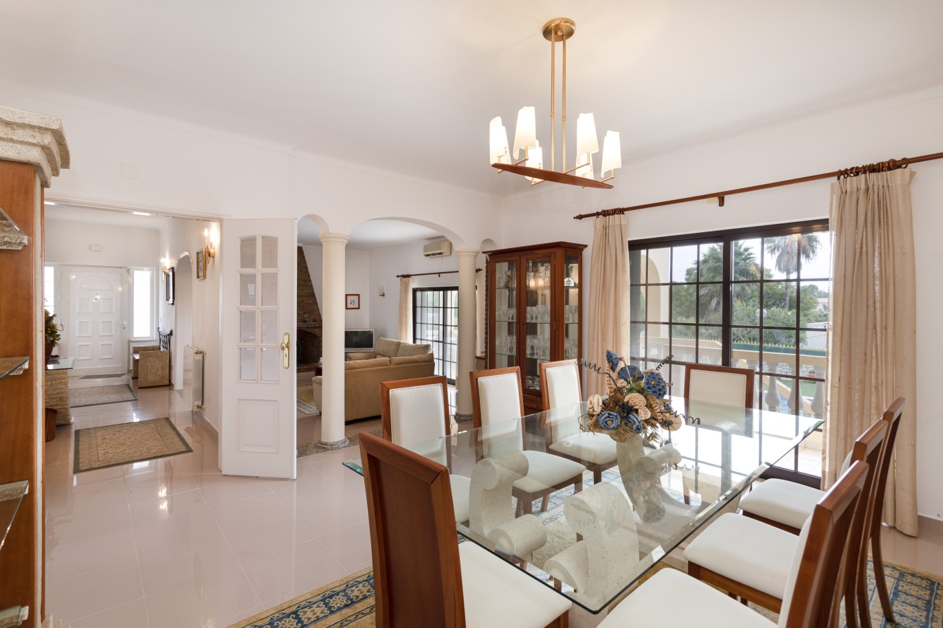 Fantastique villa avec 5 chambres, piscine, à vendre, à Carvoeiro, Algarve_243245