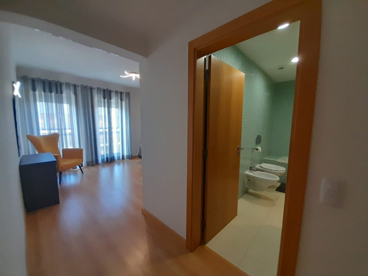 Apartamento T2 com piscina, para venda em Olhão, Algarve_243360