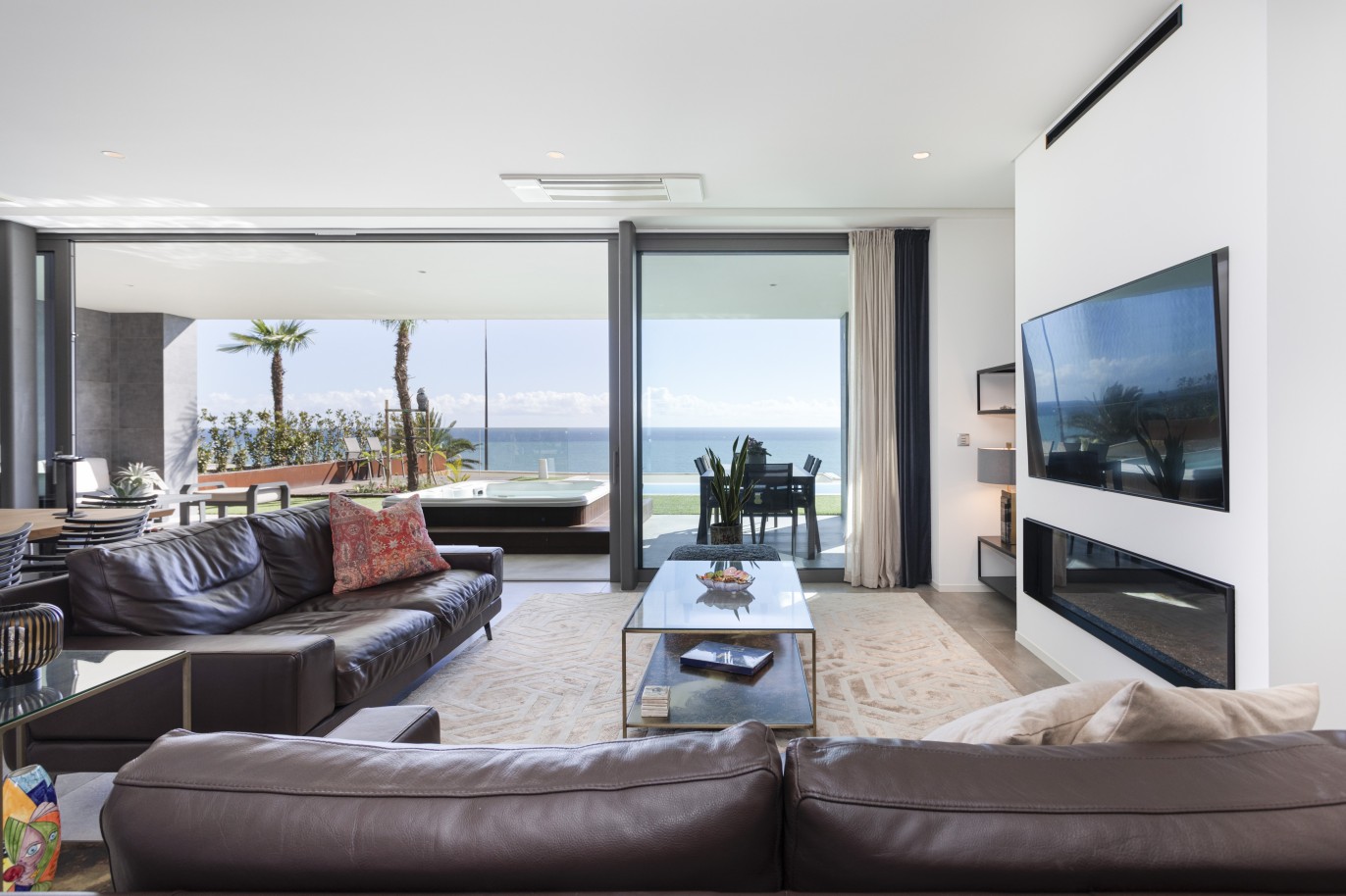 Lujoso piso de 3 dormitorios con vistas al mar, en venta en Albufeira, Algarve_243375