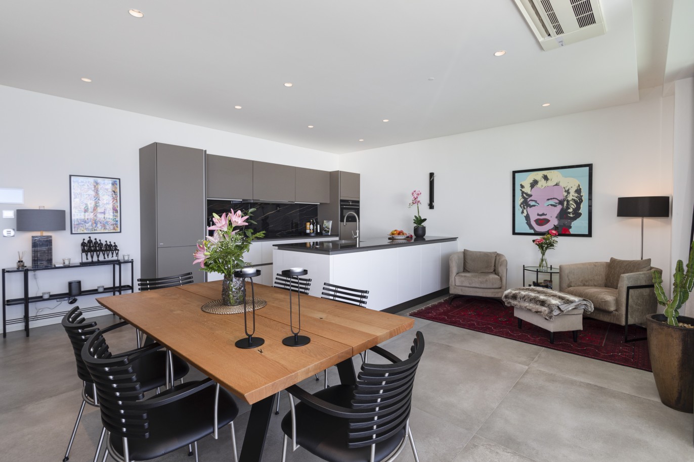 Luxuriöse 3-Zimmer-Wohnung mit Meerblick, zu verkaufen in Albufeira, Algarve_243381