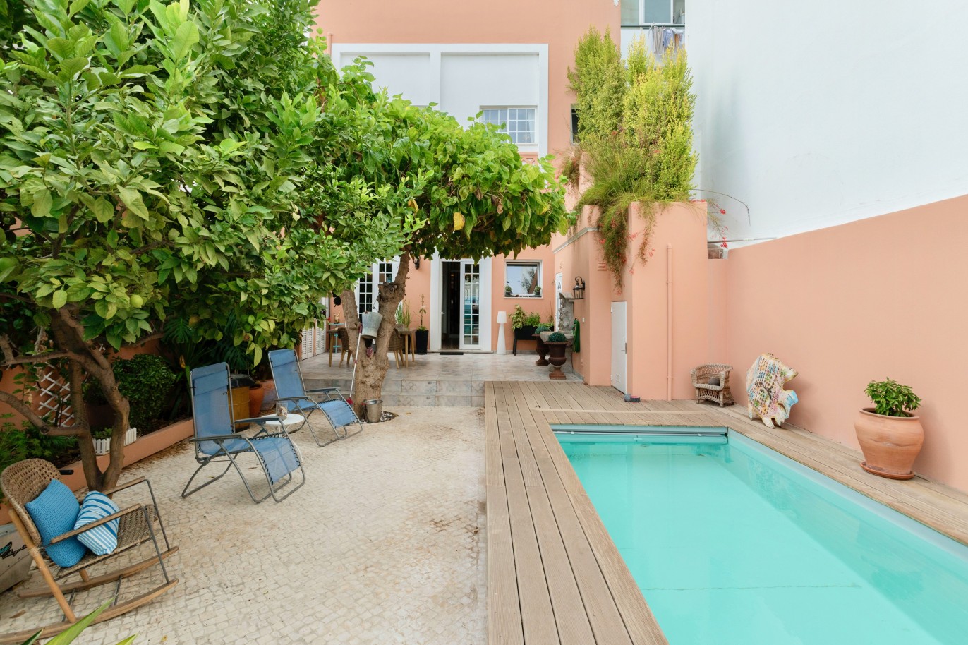 Casa senhorial V4 com piscina, para venda em Olhão, Algarve_243508