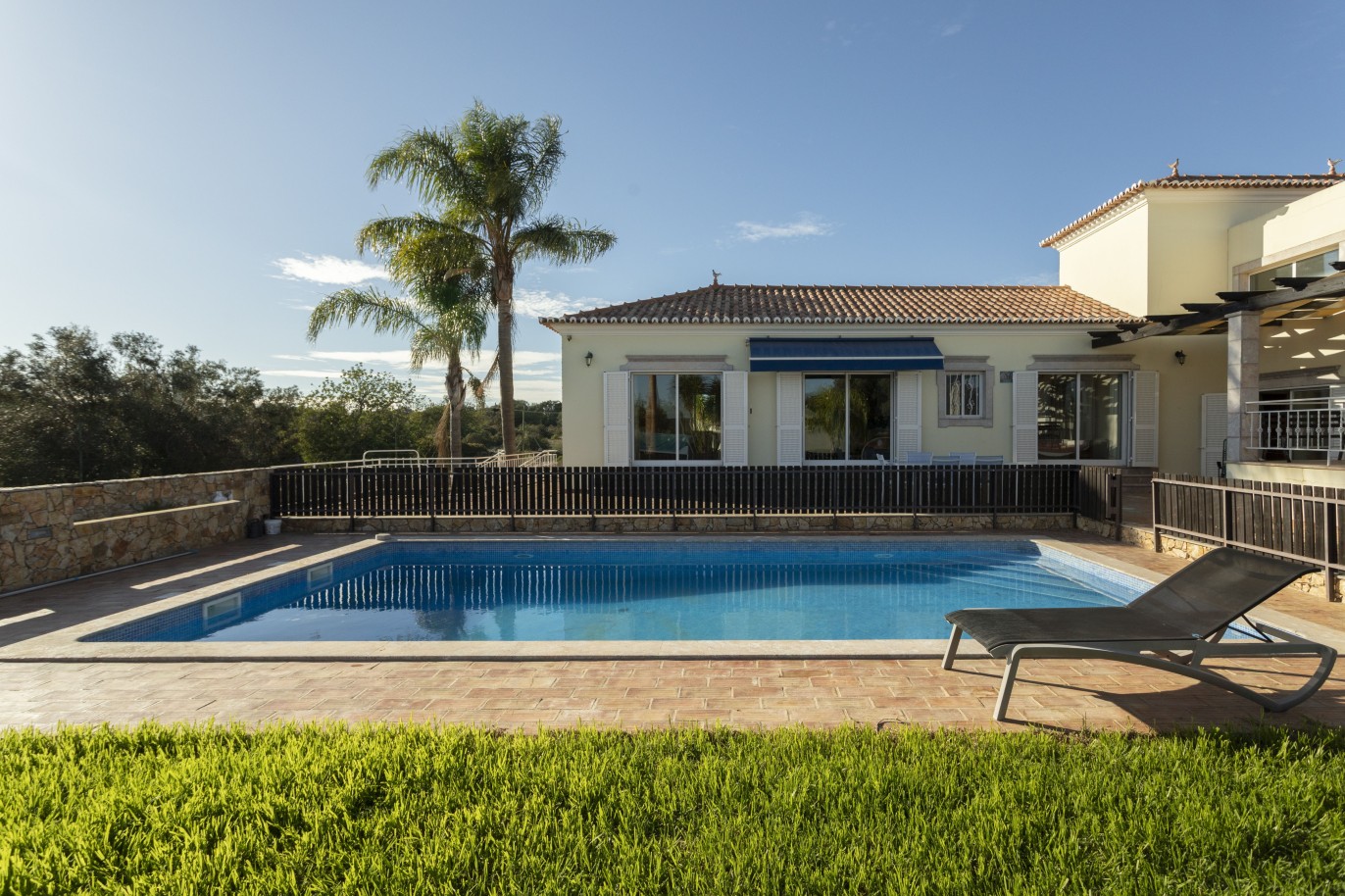 4 Schlafzimmer Villa mit Pool, zu verkaufen in São Brás de Alportel, Algarve_245031
