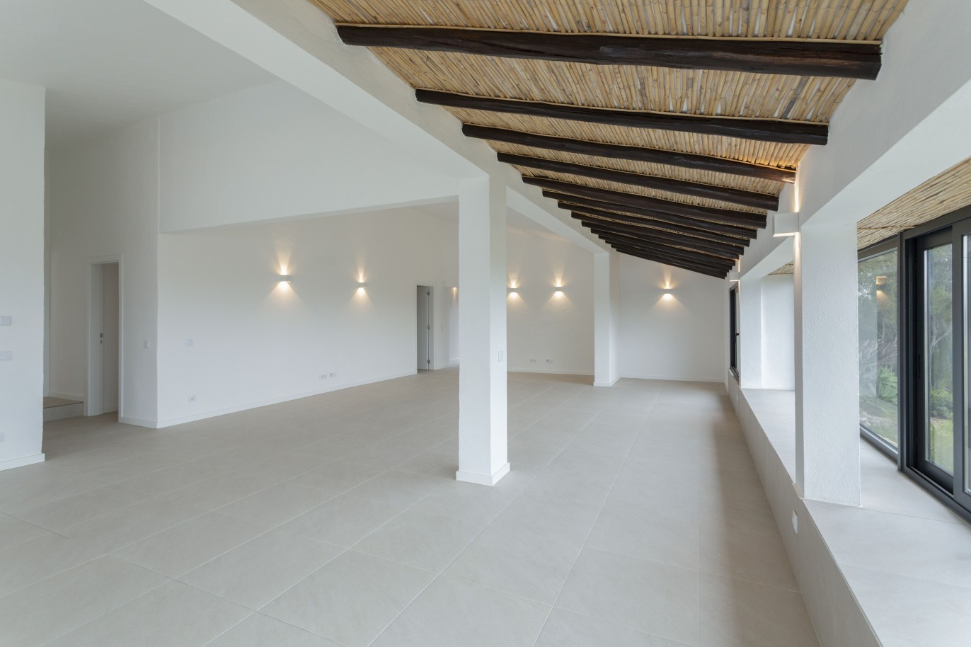 Villa de 3 dormitorios con vistas al mar y piscina, en venta en Santa Barbara, Algarve_245042