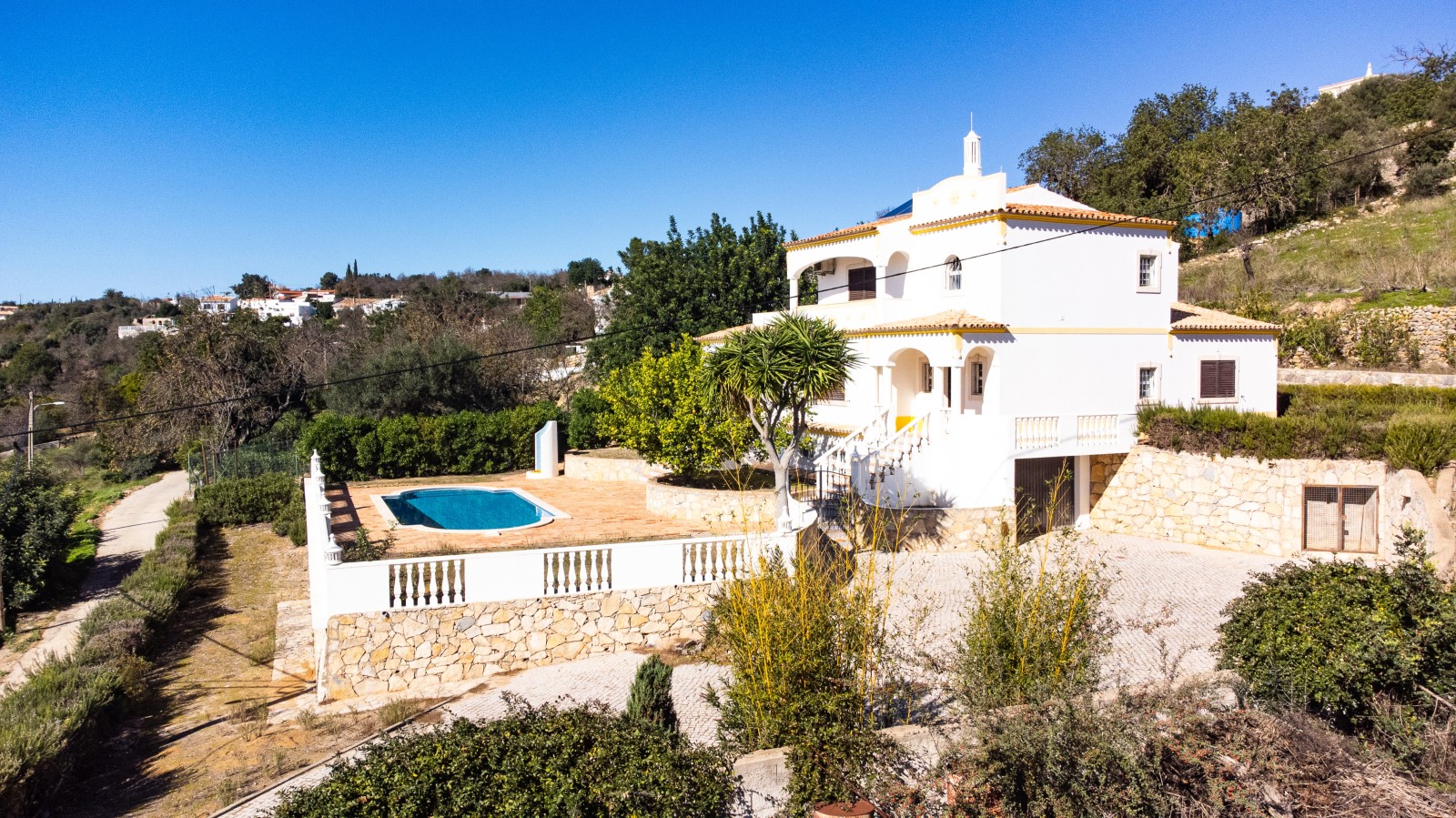 Villa mit 4 Schlafzimmern, Terrain, Boliqueime, Loulé, Algarve _245326