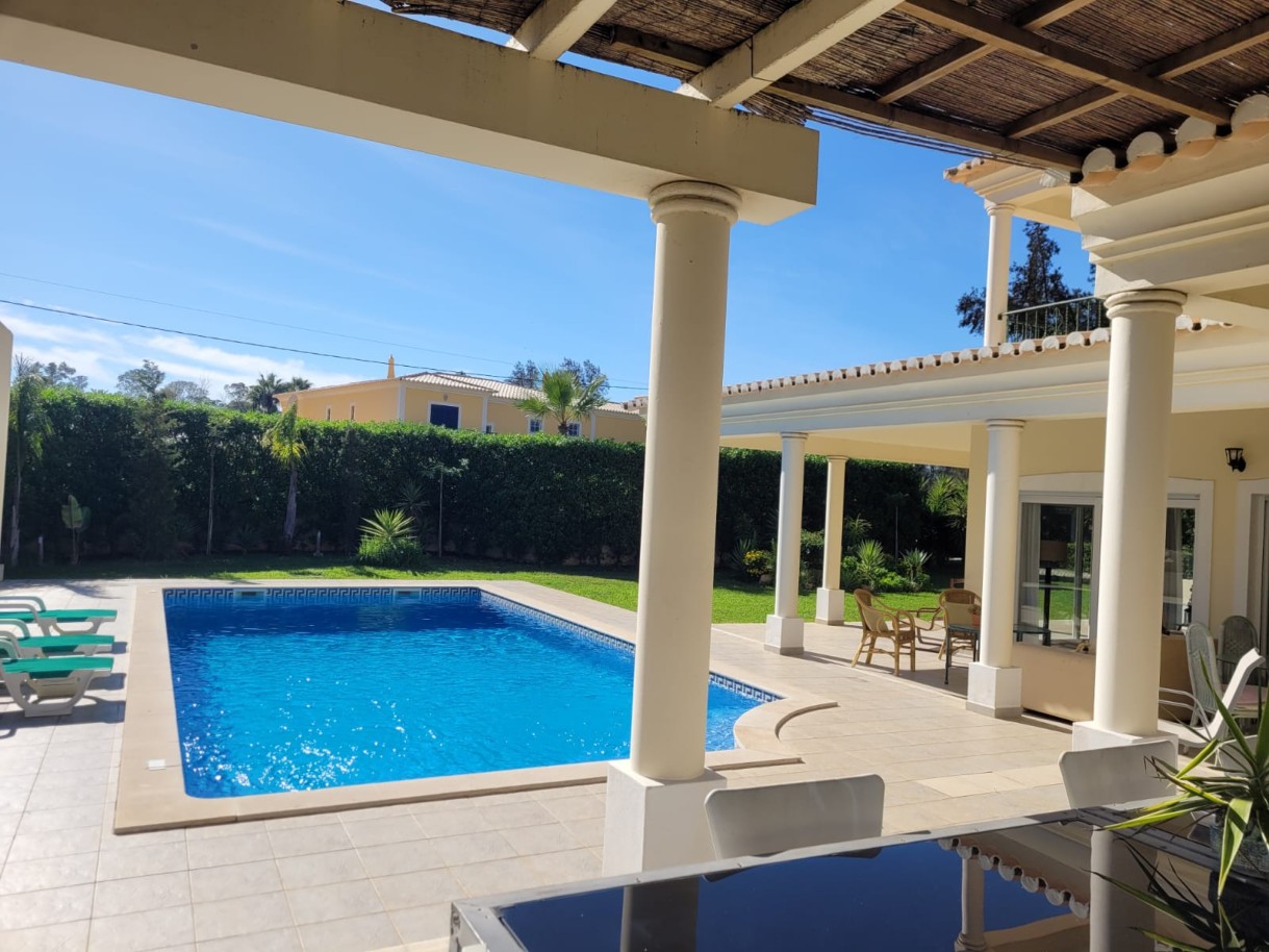4 Schlafzimmer Villa mit Schwimmbad, zu verkaufen in Penina Golf, Alvor, Algarve_245361