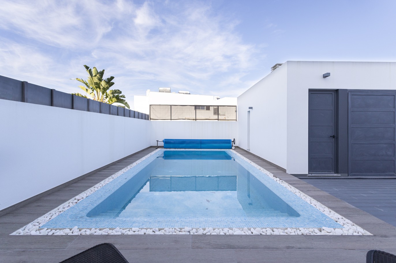 Modern 3+1 bedroom villa with pool and sea view, for sale in Tavira, Algarve_245615