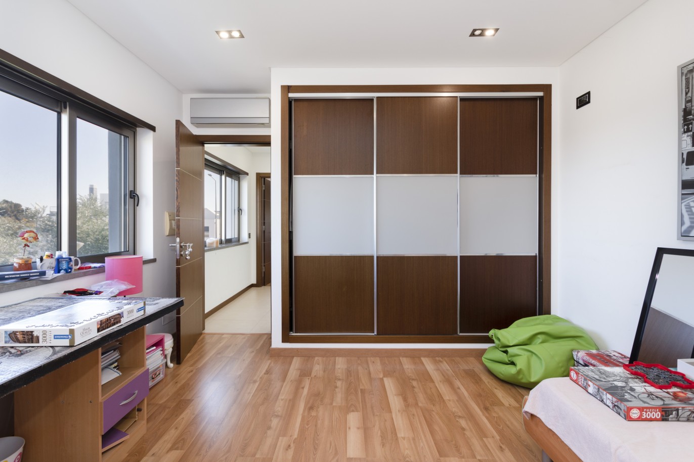 Moderne 3+1 Schlafzimmer Villa mit Pool und Meerblick, zu verkaufen in Tavira, Algarve_245626