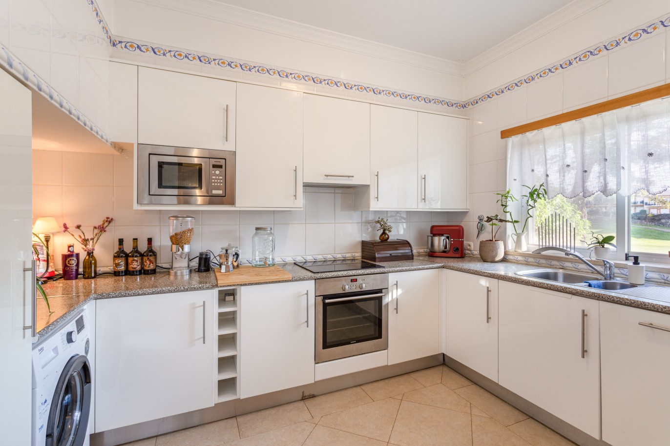 Villa, 3 chambres, dans un condominium privé, à vendre à Lagos, Algarve_246270