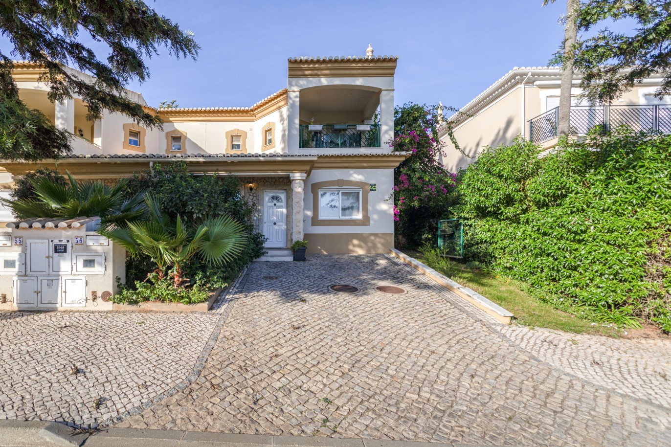 Villa, 3 chambres, dans un condominium privé, à vendre à Lagos, Algarve_246290