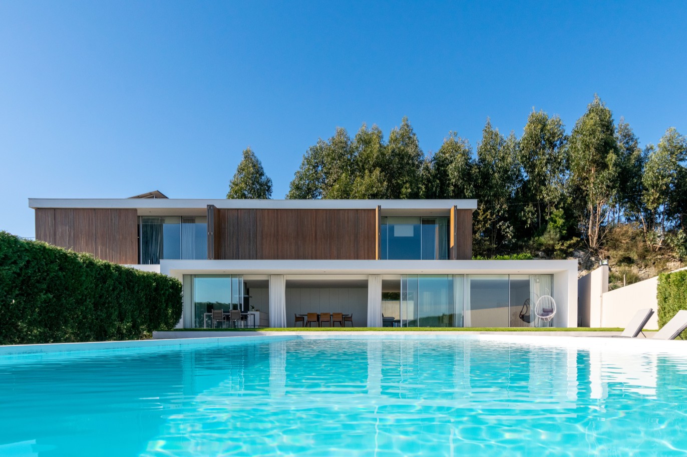 Vier-Schlafzimmer-Villa mit Pool und Garten, zu verkaufen, in Portugal_246536