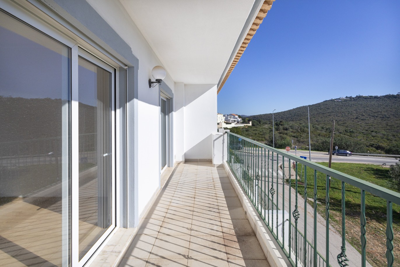 New 4 bedroom semi-detached villa with pool, for sale in Loulé, Algarve_246581