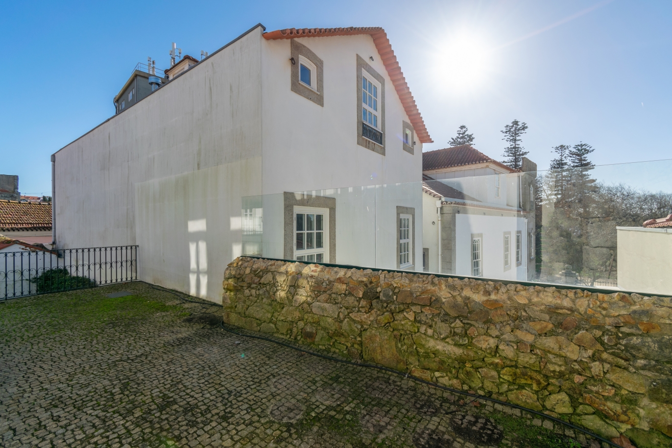 Fantastic renovated villa for sale in Foz Velha, Porto, Portugal_246619