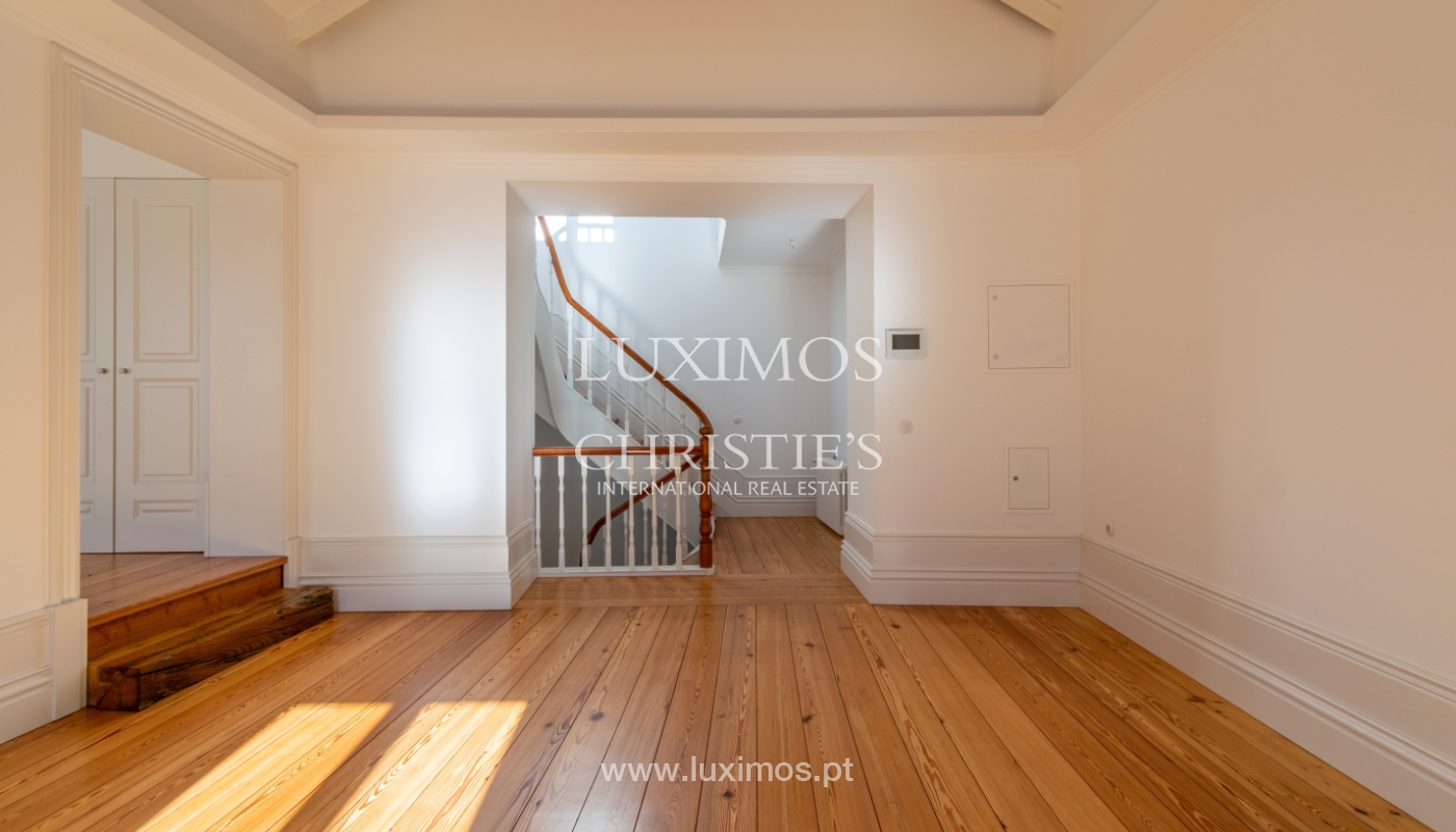 5 Bedroom Villa/Townhouse's Image 15