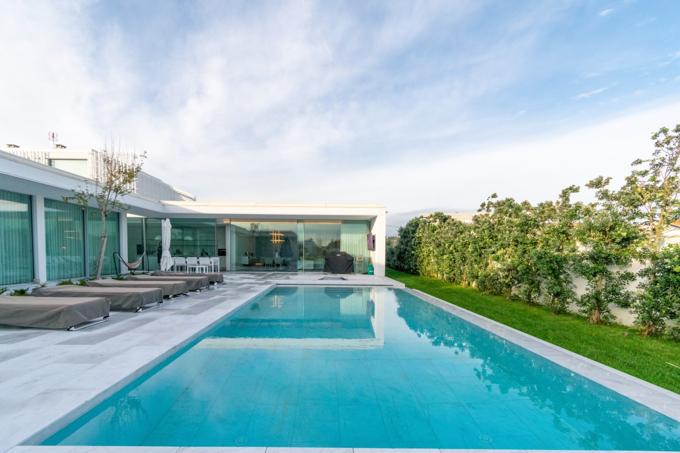 Vier Schlafzimmer Villa mit Pool, zu verkaufen, Vila do Conde, Portugal_246850