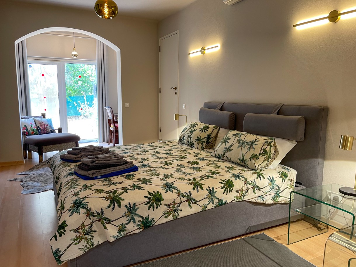 Malerische 3+1 Schlafzimmer Villa mit Garten und Pool in Estômbar, Algarve_247262