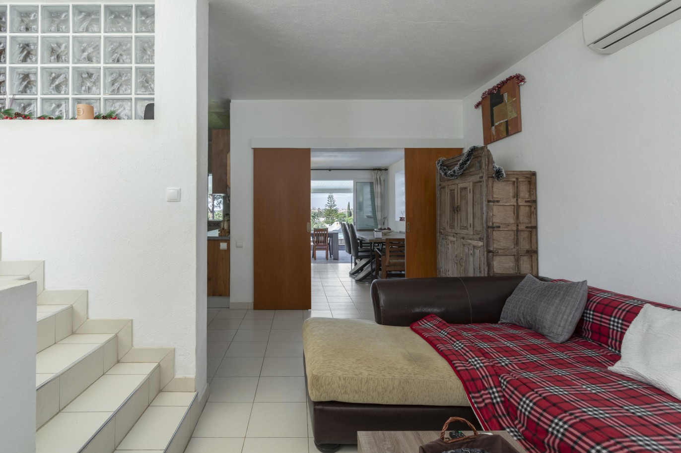2 Schlafzimmer Villa mit Pool, zu verkaufen in Vilamoura, Algarve_248085