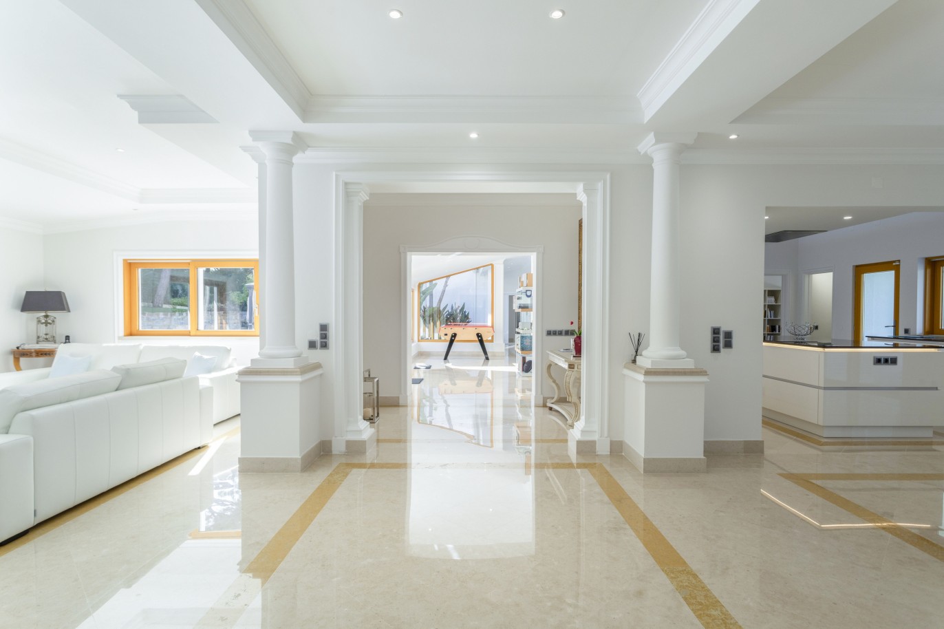 Villa de luxe de 5+2 chambres avec piscine, à vendre à Vilamoura, Algarve_248110
