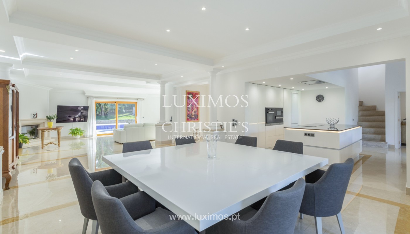 5 Bedroom Villa/Townhouse's Image 3