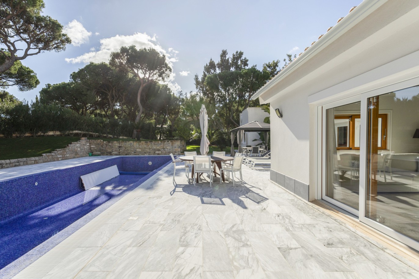 Villa de luxe de 5+2 chambres avec piscine, à vendre à Vilamoura, Algarve_248130