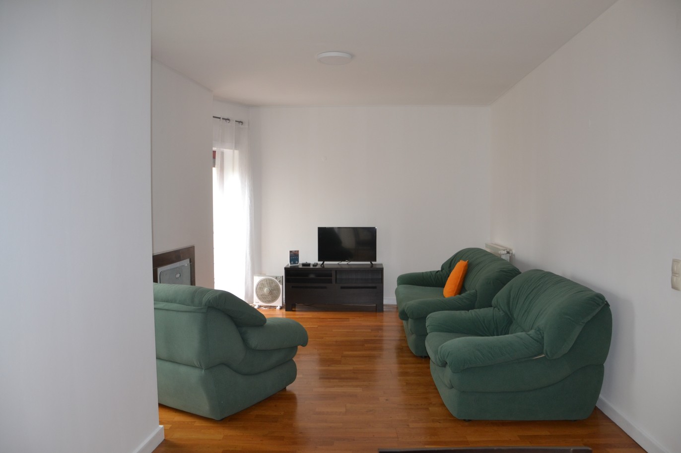 Apartamento T3 com áreas generosas, para venda, no Porto_248718