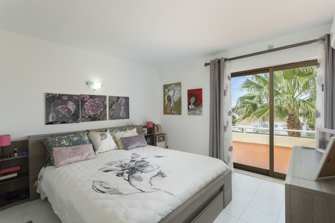 3 bedroom detached villa with pool, for sale in Vilamoura, Algarve_248830