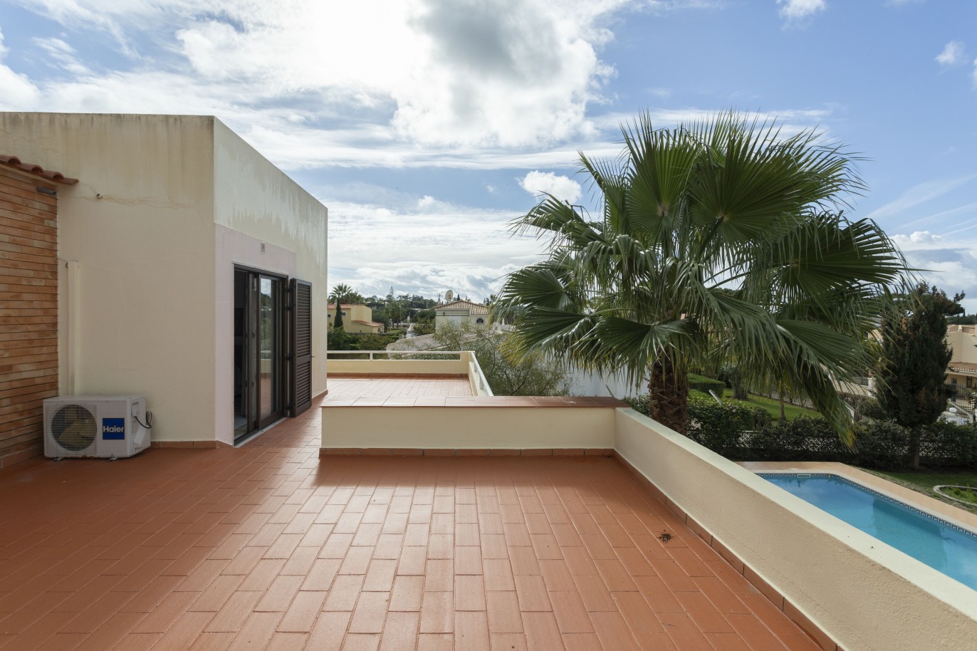 3 bedroom detached villa with pool, for sale in Vilamoura, Algarve_248839
