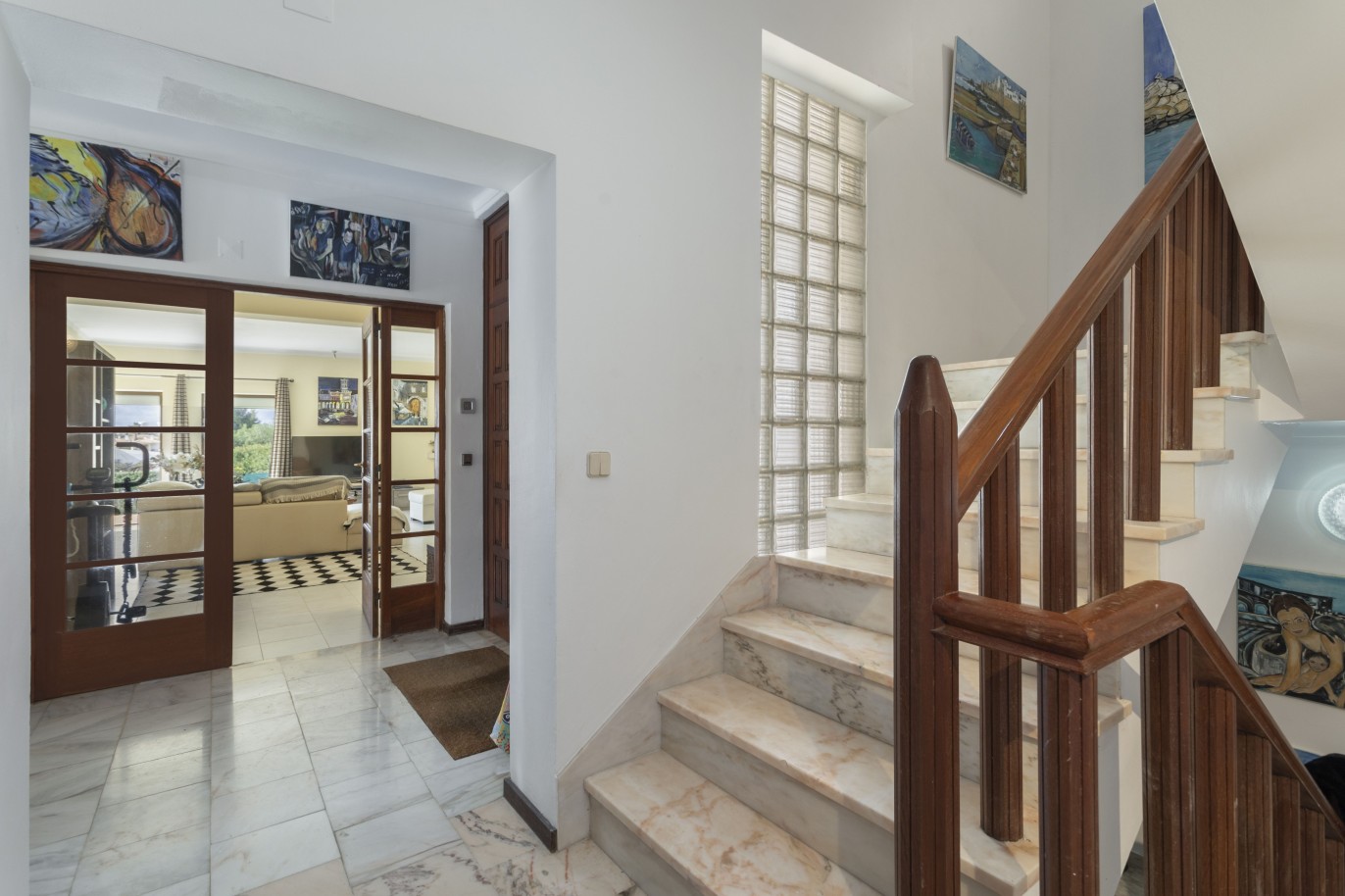 Freistehende Villa mit 3 Schlafzimmern und Pool, zu verkaufen in Vilamoura, Algarve_248849