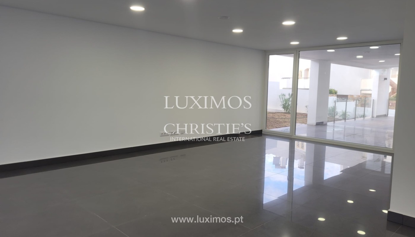 4 Bedroom Villa/Townhouse's Image 5