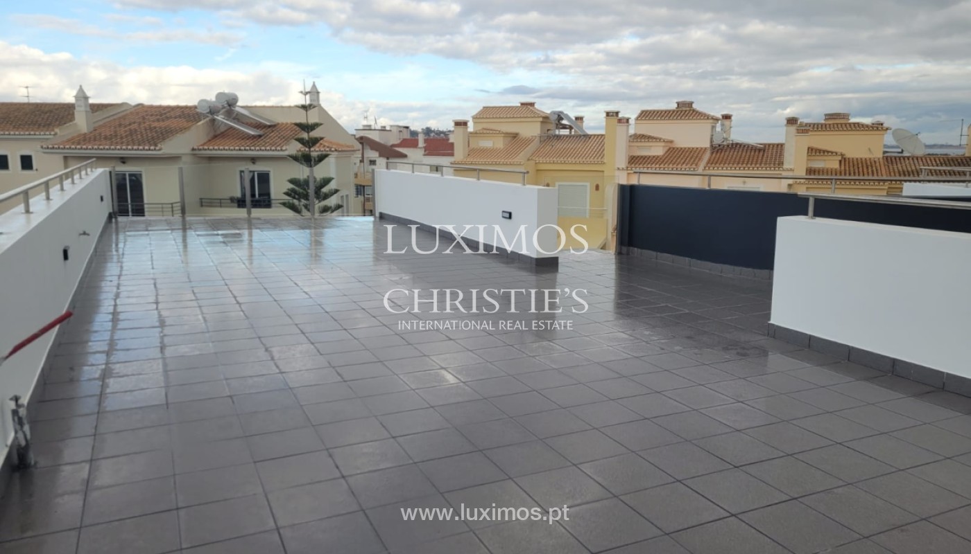 4 Bedroom Villa/Townhouse's Image 9
