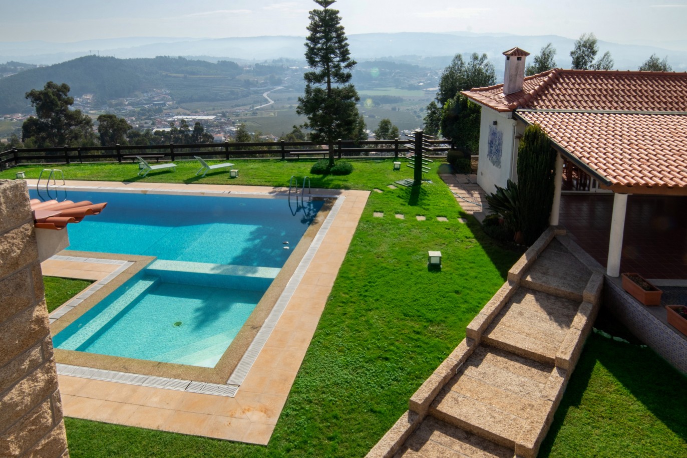 Six bedroom villa with pool, for sale, in Lousada, Portugal_249013