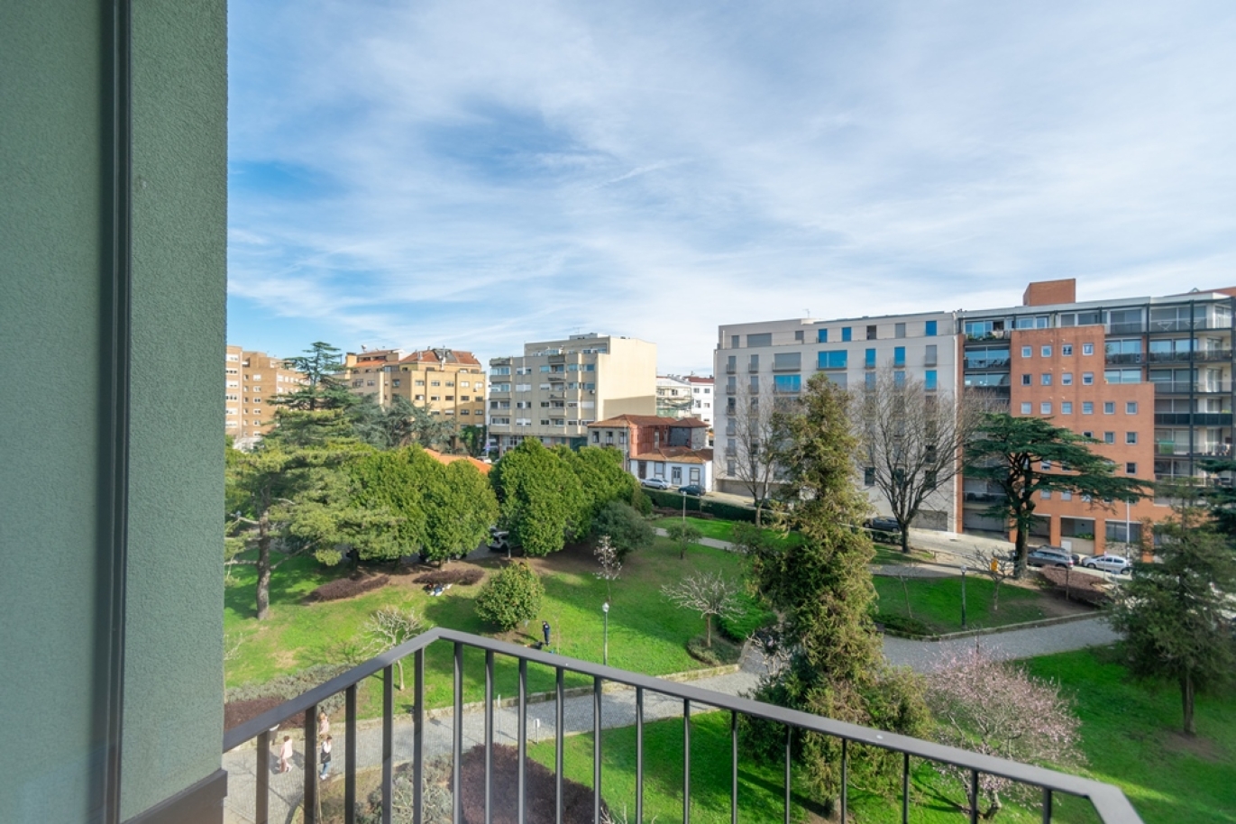 Appartement duplex de 2 chambres, avec balcon, à vendre, centre de Porto, Portugal_250580