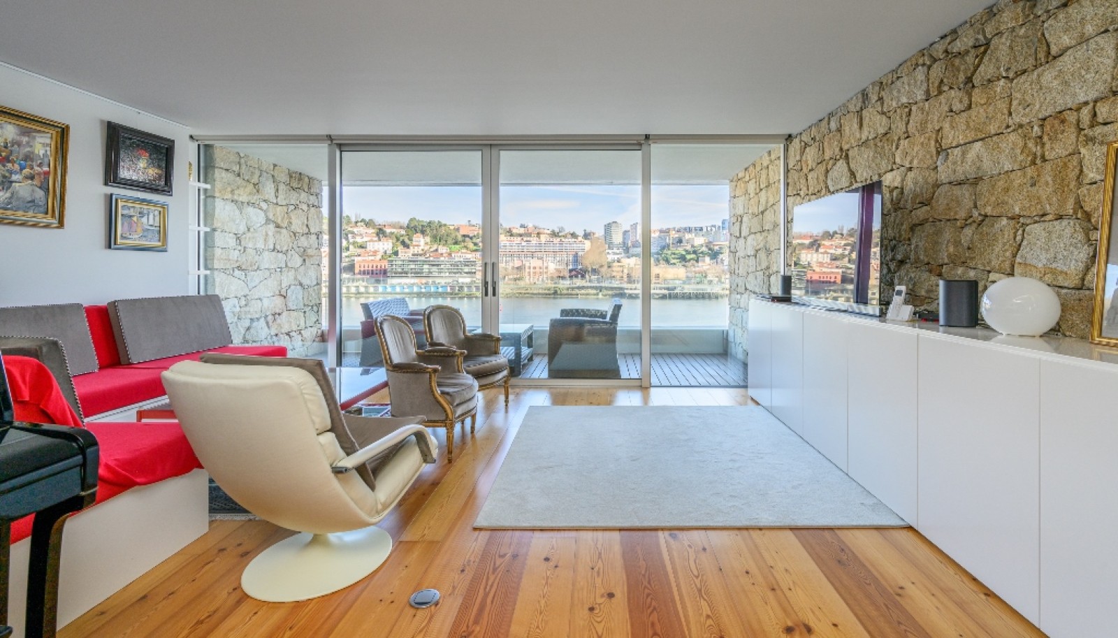 Zwei-Bett-Wohnung vor dem Douro-Fluss, zu verkaufen, in Gaia, Portugal_250620