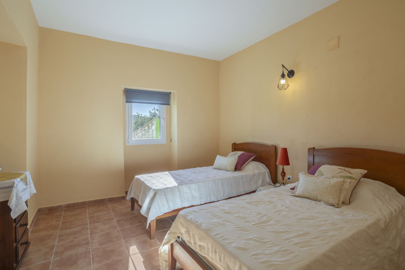 Fantastische Villa mit 7 Schlafzimmern und Pool, zu verkaufen in Alte, Algarve_250660