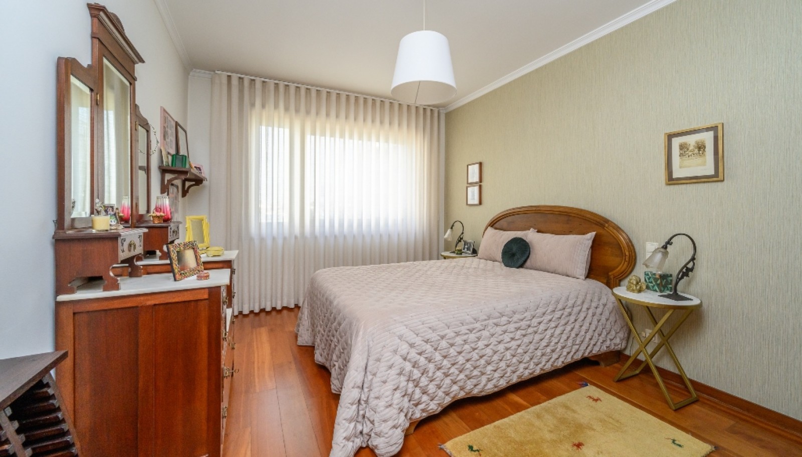 Appartement de 3+1 chambres avec balcon, à vendre, à Porto, Portugal_250805