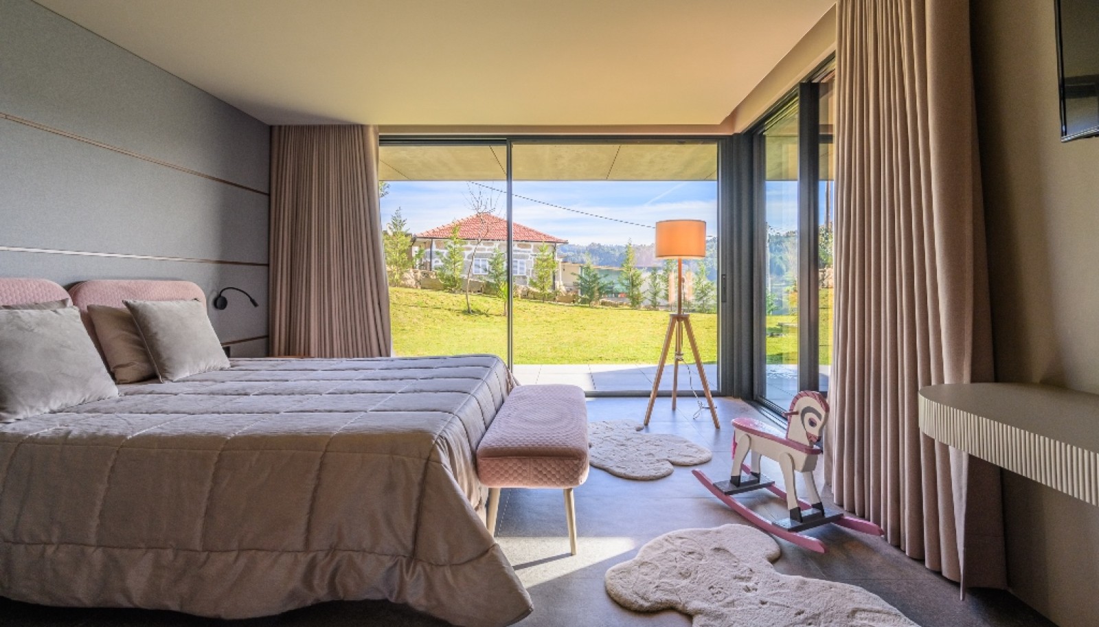 Luxuriöse Villa mit 4 Schlafzimmern, Garten und Pool, zu verkaufen, in Penafiel, Portugal_250867